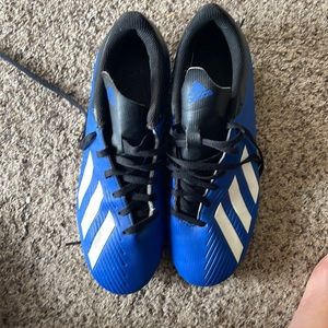 Mens 8.5 Soccer Cleats Blue excellent used condition